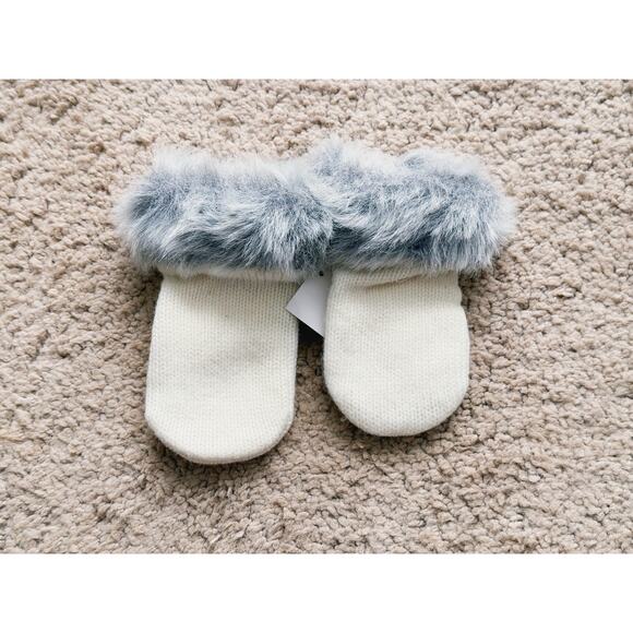 NWT Janie and Jack Faux Fur Gray Mittens Baby Toddler 12-24 Months Winter Cozy - Picture 2 of 3
